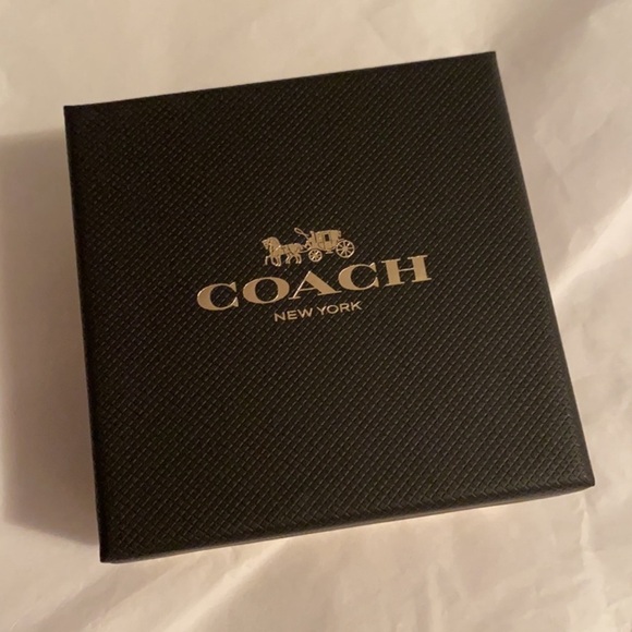 Coach Open circle Red Stone Gold Stud Pieced Earring In Logo w/ Gift Box - Picture 8 of 10